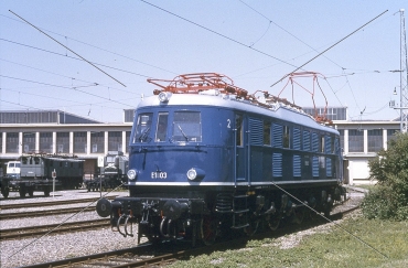 Elektro-Lok-Dia · E18 03 (118) - DB - München-Freimann