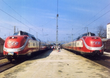 FB XXL · Diesel-Triebwg.  601 014 + 019 - DB - Bhf. Rosenheim/Obb. - 1988