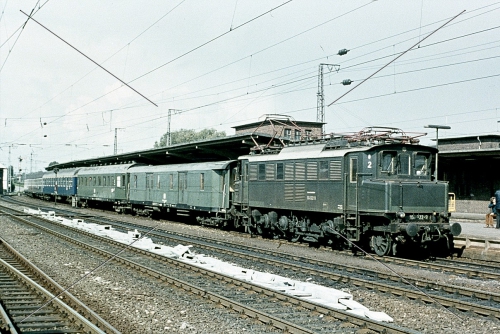Elektro-Lok-Dia · 104 019 (E 04) - DB - Hbf. Rheine/Westf. - 1974